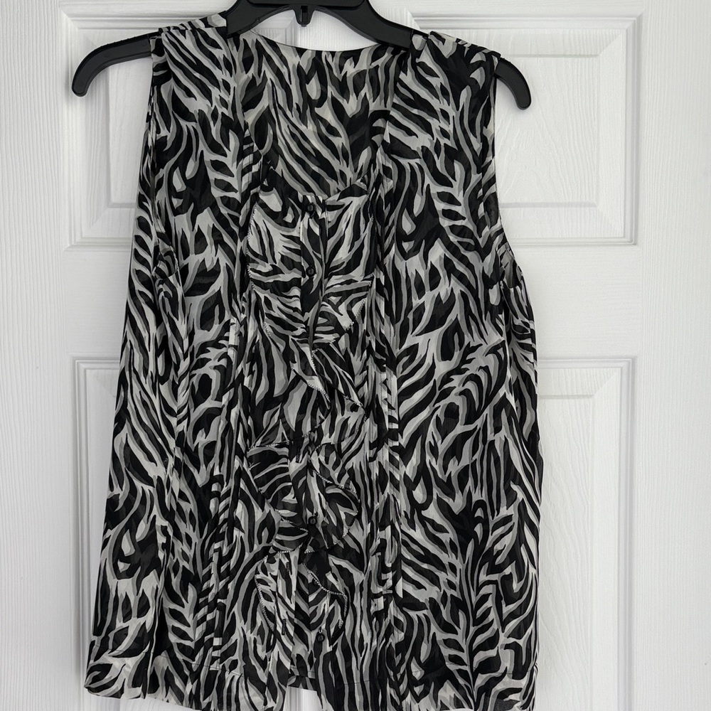 Black and White Zebra Print Sleeveless Top